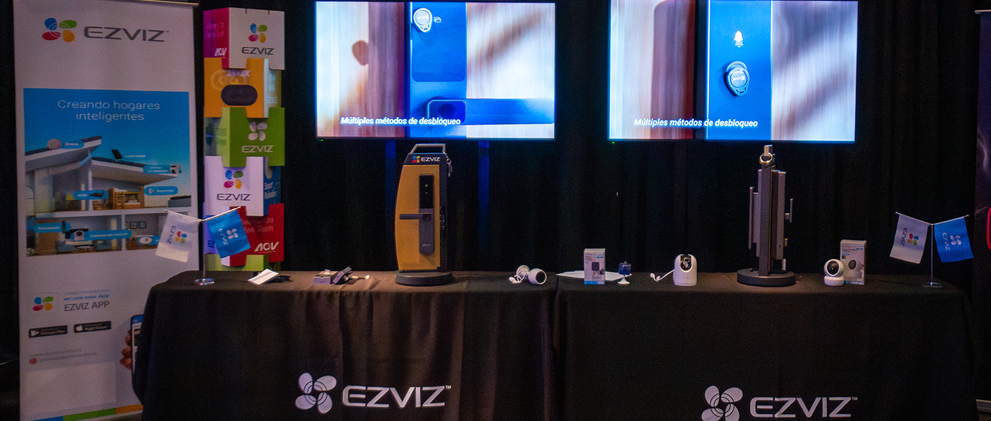 Stand de EZVIZ en el SUMMIT Tecnológico 2026 de Security Market