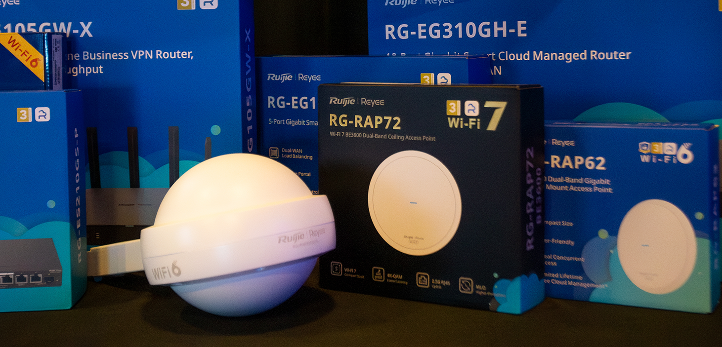 Equipos Ruijie Reyee presentados en el SUMMIT Tecnológico 2026