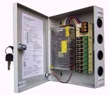 Imagen de FUENTE MULTICANAL 12V 10A 9CH C/CONEXION BATERIA RESPALDO